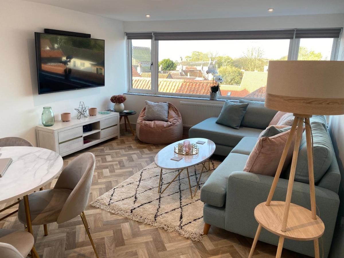 Lees Lookout Holt ,2 Bedroom Luxury Apartment With Private Parking Eksteriør bilde