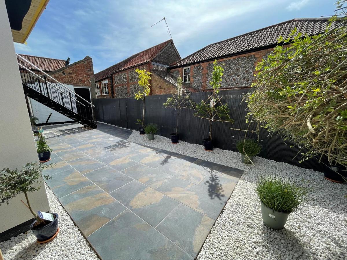 Lees Lookout Holt ,2 Bedroom Luxury Apartment With Private Parking Eksteriør bilde